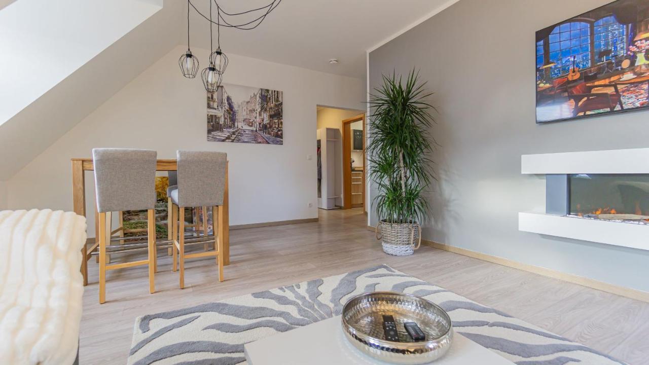 Altstadtapartment, 80 Qm,2 Schlafzimmer,Parkplatz,Netflix Cottbus Exterior foto
